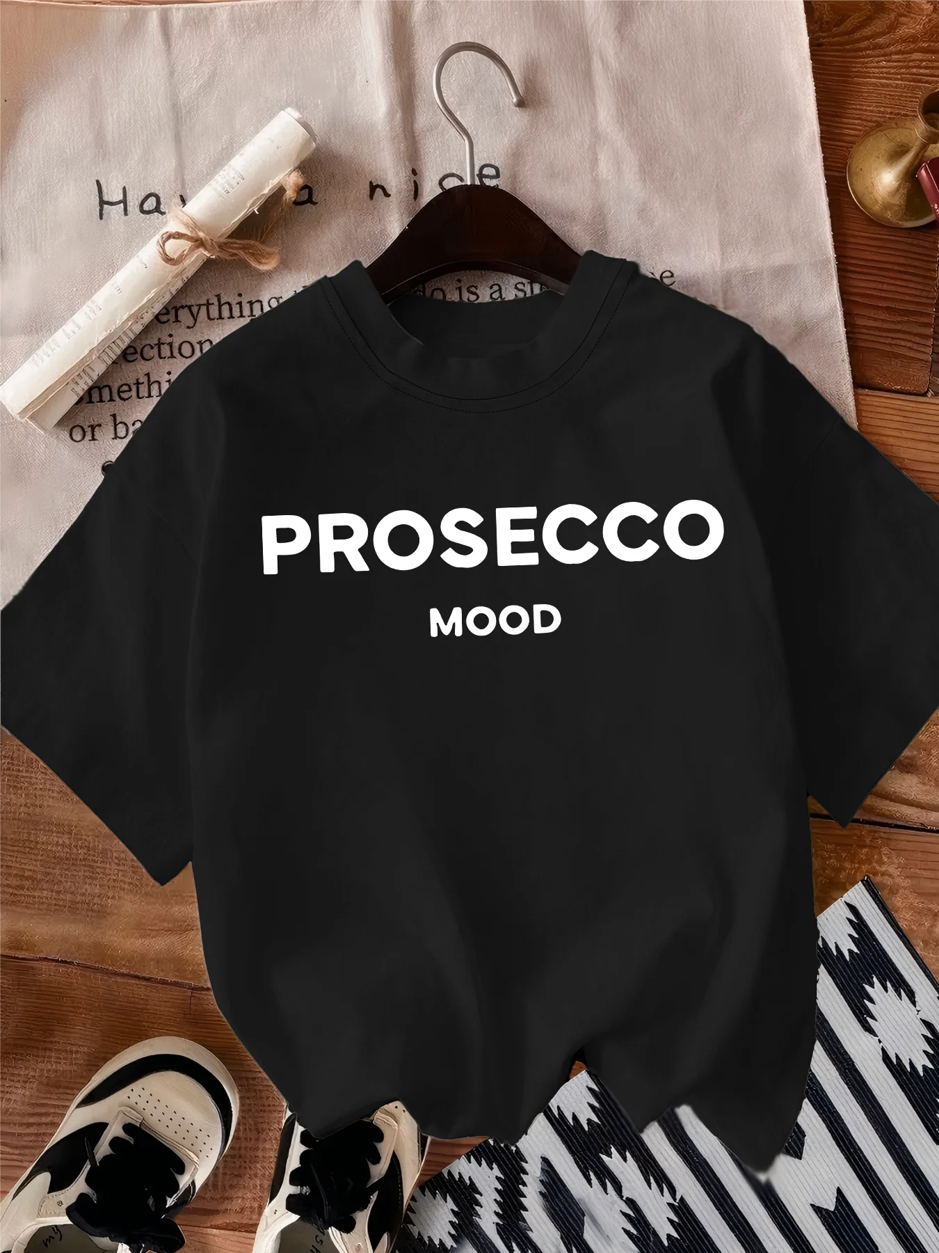 PROSECCO MOOD-Camiseta informal de manga corta con cuello redondo y estampado de poliéster para mujer, ropa con patrón de alfabetos, estilo sencillo con cuello redondo