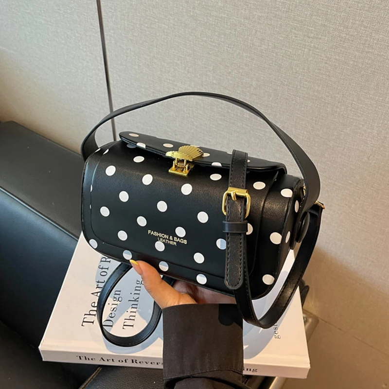 Classic Black Shoulder Bag Female Versatile polka dot Crossbody Square Bag 2026 New Large Capacity Textured Leather Flap Handbag