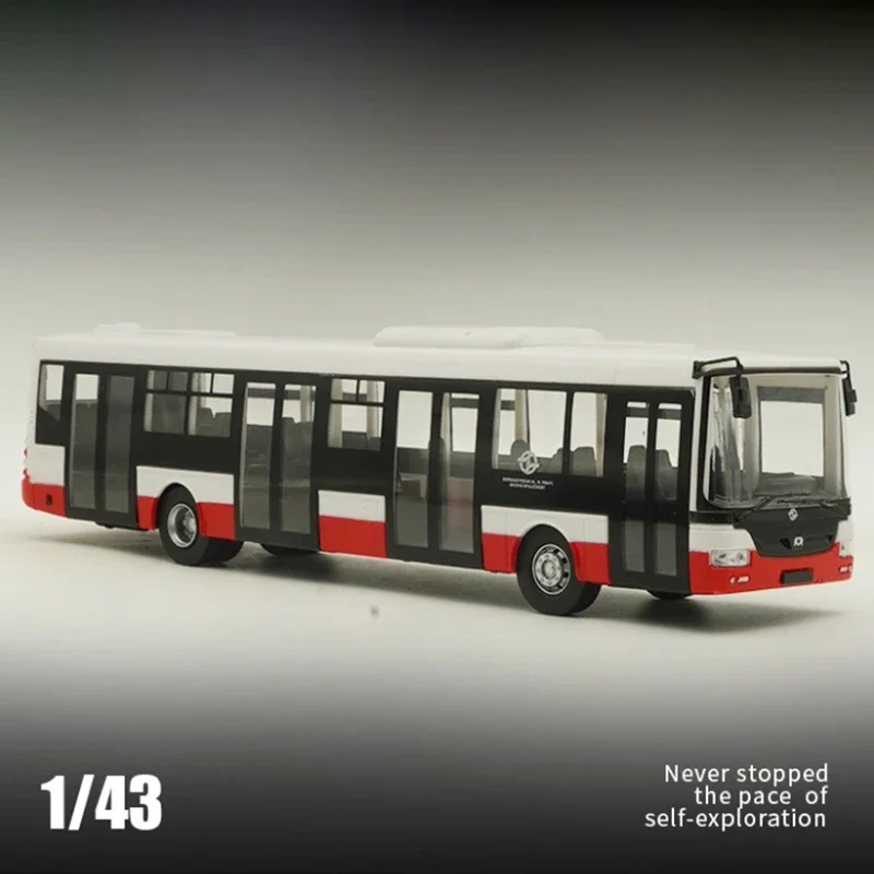 

Модель автобуса 1:43 SOR-NB12 MHD Praha Retro, пластиковая, имитация, игрушка, подарок, сувенир (с дефектами покраски)