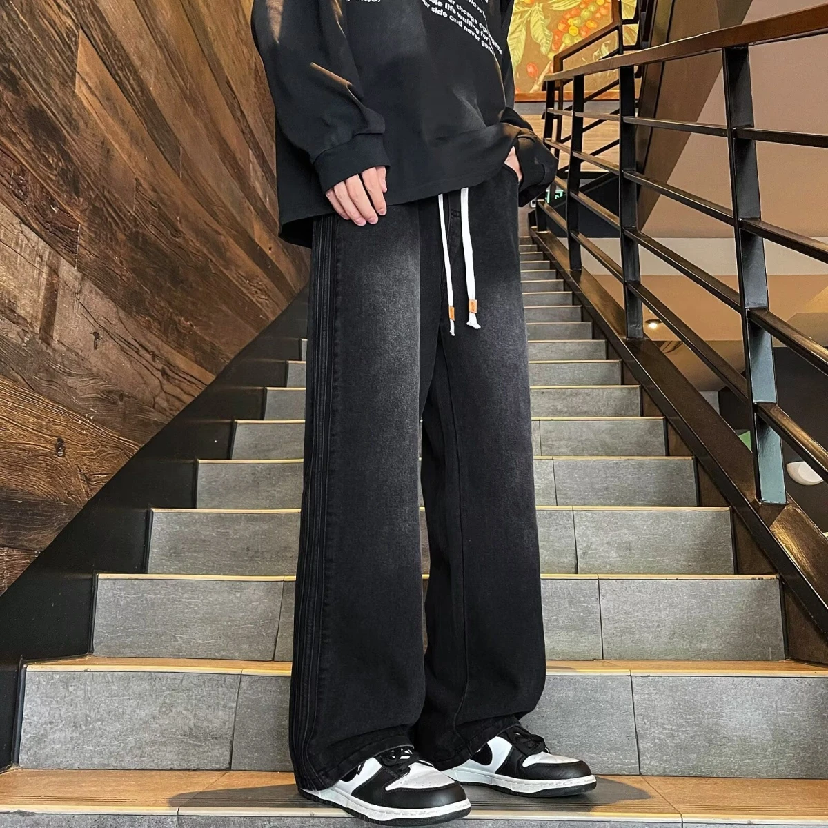 

Мужские джинсы с эластичной резинкой на талии в стиле ретро, свободные широкие повседневные длинные брюки, прямые брюки в американском стиле High Street для мужчин