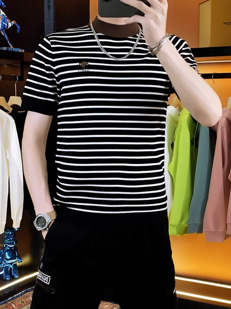 

Мужской трикотажный топ Slim Fit с высоким воротником и полосками, модный осенний новый трикотаж для повседневной носки