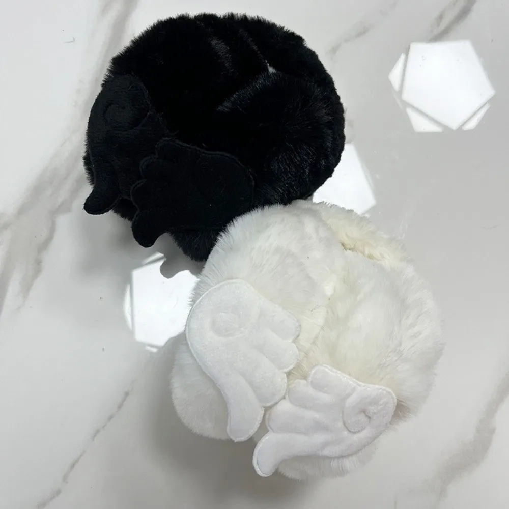 Harajuku Style Warm Earmuffs Soft Foldable Outdoor Earflap Protection Ear Cover Cold-proof Portable Angel Wing Earmuffs