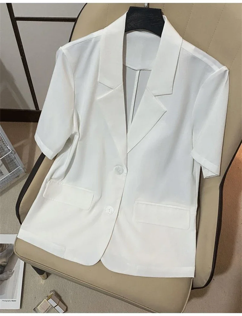 เสื้อผ้าสีขาว 2025 ฤดูร้อนสไตล์เกาหลีเสื้อและกางเกงขาสั้นสําหรับผู้หญิงชุดกางเกงขาสั้นสตรีชุด 2 ชิ้น