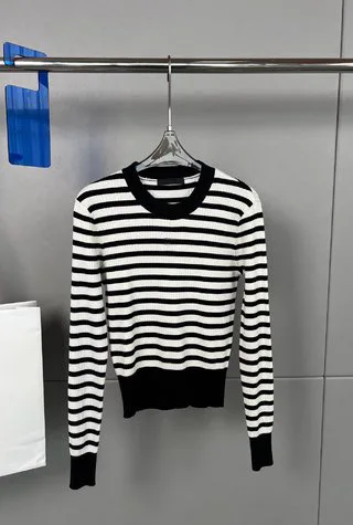 2024 Women's Clothing Fashion high quality black and white striped knitted bottoming shirt No.11