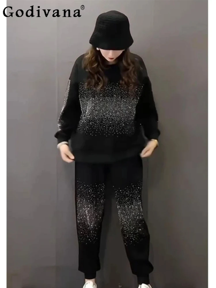 

Осенний новый большой размер, женская мода, универсальный топ с круглым вырезом и бриллиантами, свободные длинные спортивные штаны для отдыха, тяжелая промышленность, комплекты из двух предметов