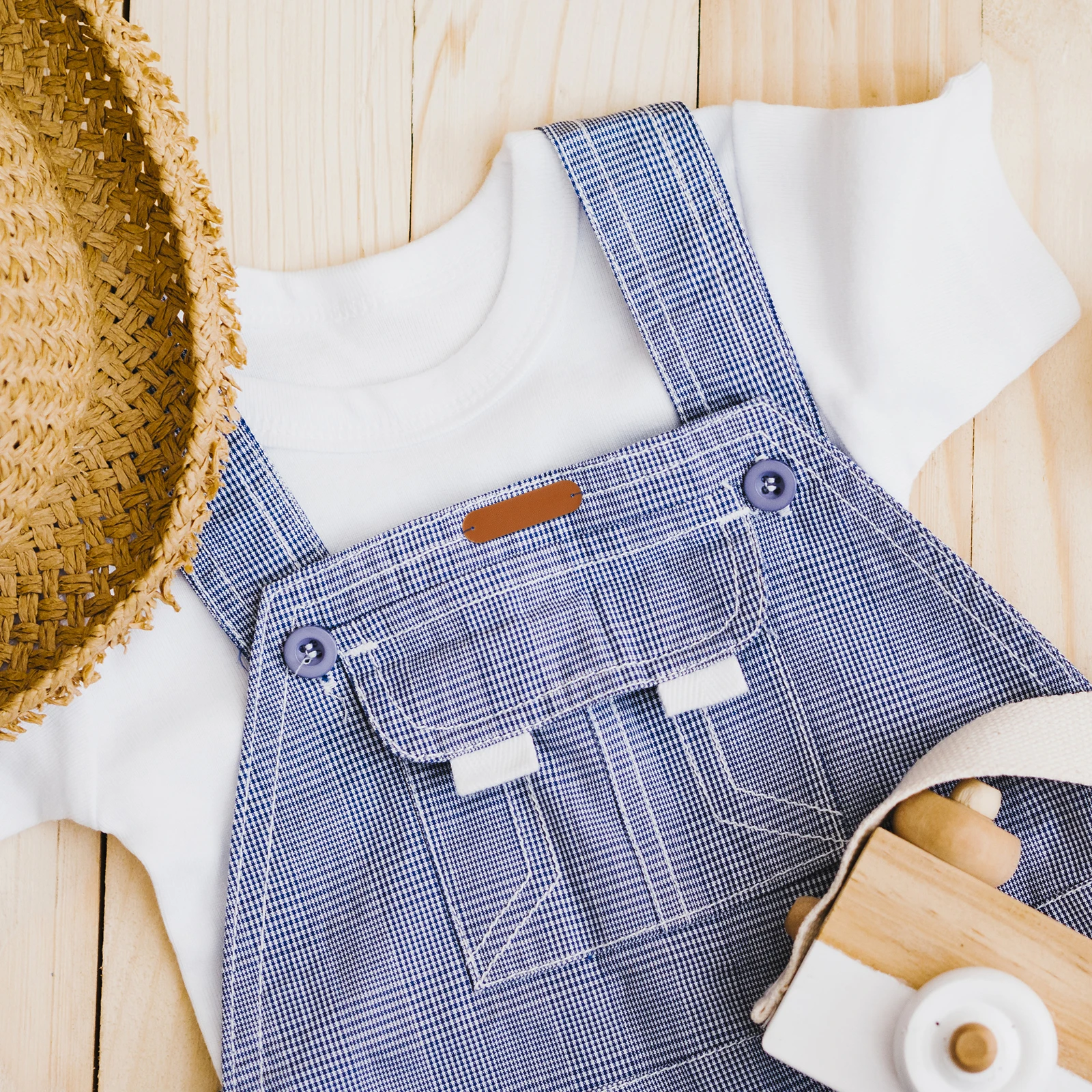 

100Pcs Handmade DIY Clothing Labels Blank Tag PU Sewing Apparel Accessories Decoration Tag Clothing DIY Label