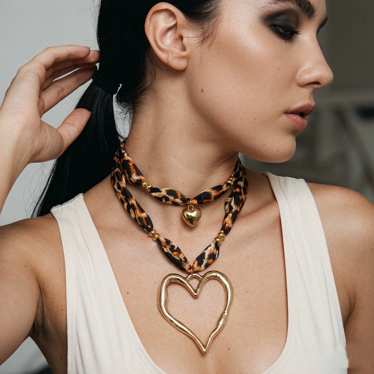 Y2K Sweet Cool Style Halskette mit Leopardenmuster und unregelmäßigem großem Herzanhänger für Damen und Herren, Liebesherz, Ins-Ästhetik-Schmuck – Detail 4