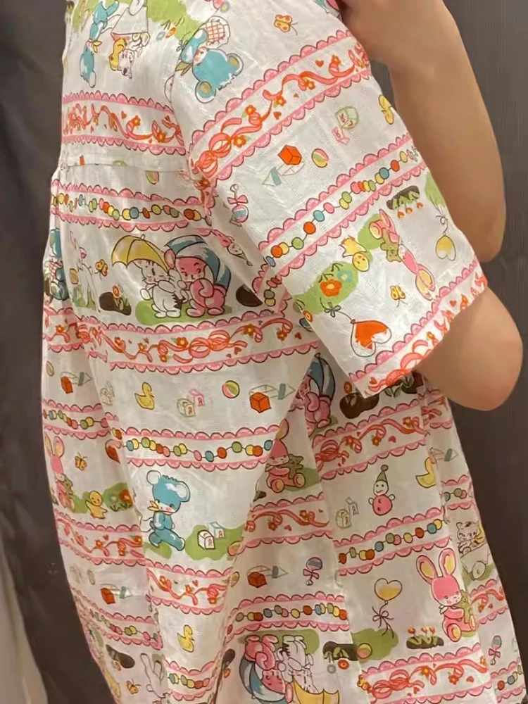 Chemise à manches courtes pour femmes, imprimé de dessin animé japonais, Chic, boutons, ample, hauts à revers, chemisier décontracté à la mode, été 2025