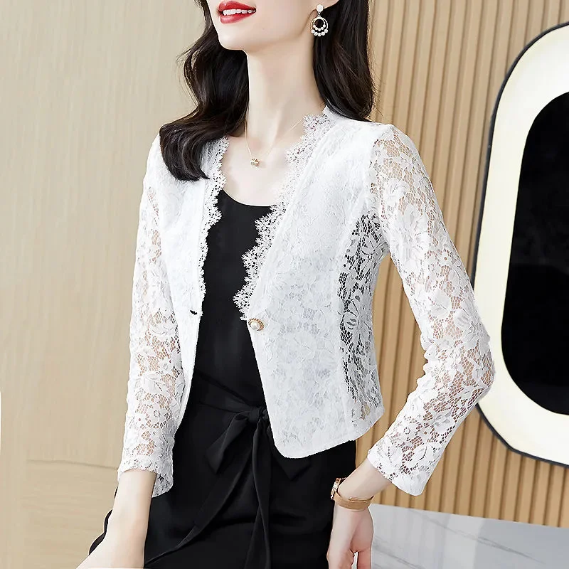 Primavera verão curto ternos de renda jaqueta feminina 2025 novo decote em v oco para fora cardigan terno casaco moda única fivela blazer feminino