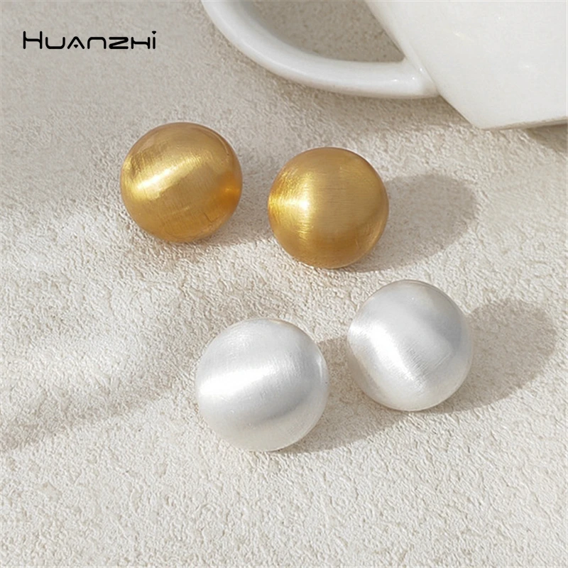 HUANZHI Vintage Matte Round Metal Ball Gold Color Silver Color Stud Earrings Elegant Japanese Jewelry 2022 New for Women