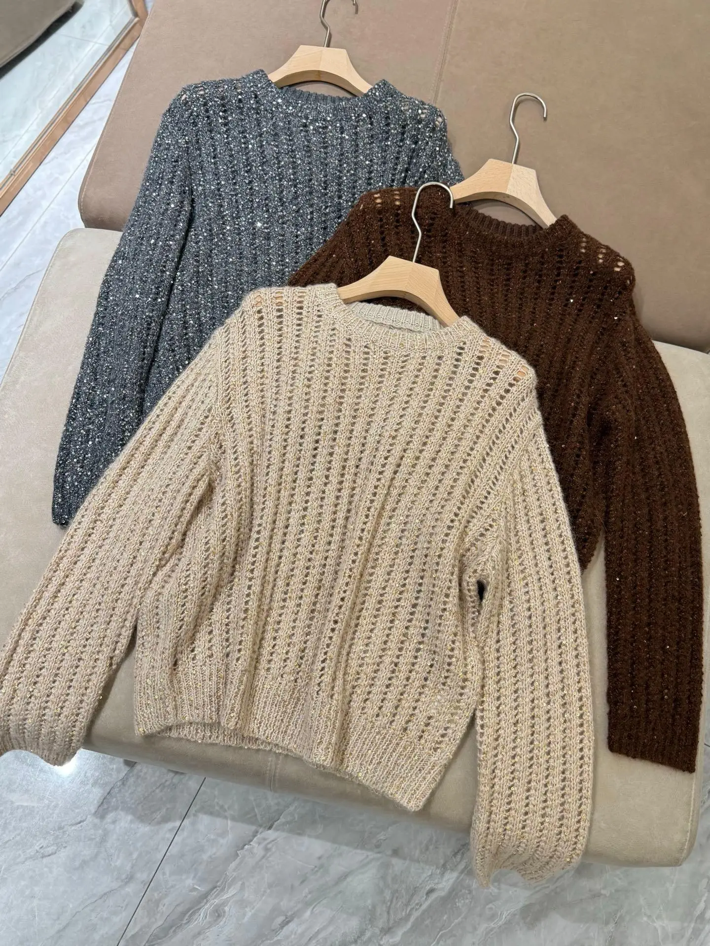 

Роскошный женский вязаный свитер из шерсти альпаки с круглым вырезом и блестками