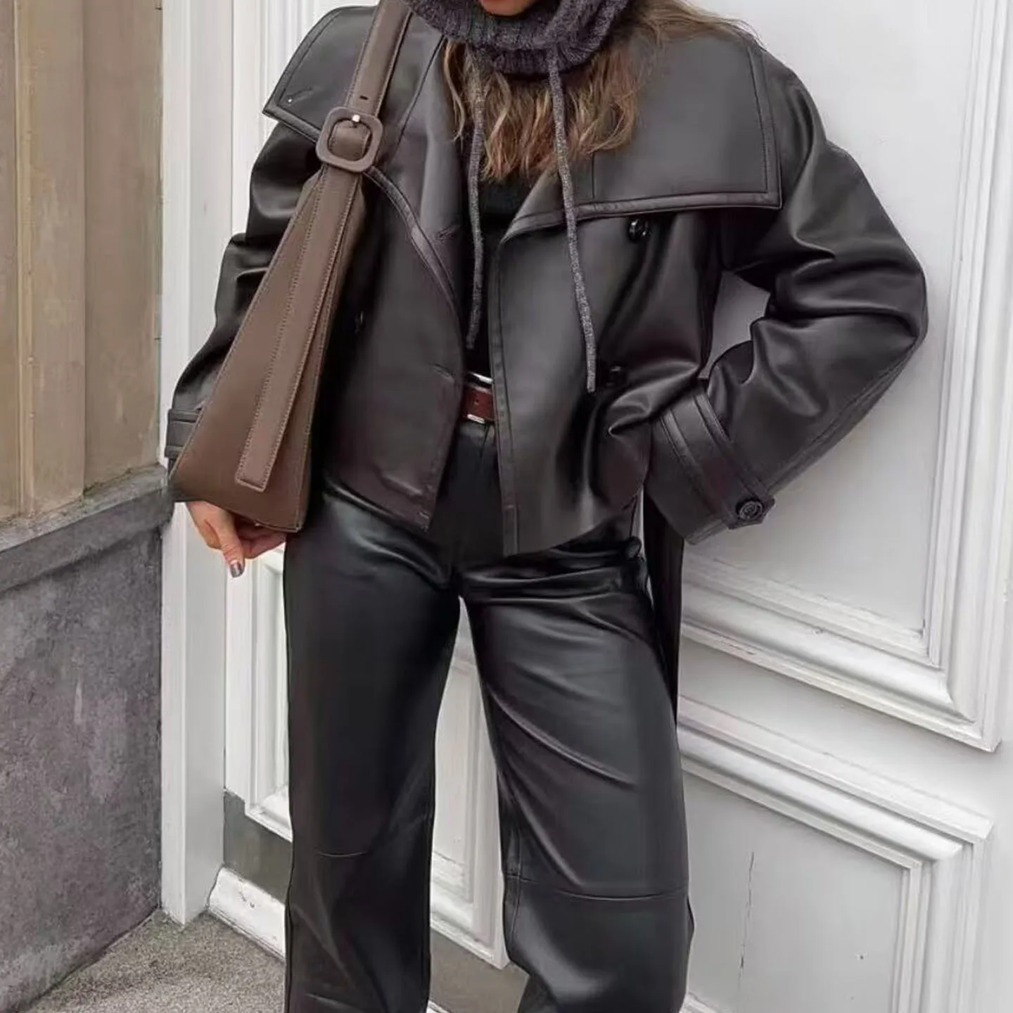 Faionable Two-Tone ort Leather Jaet Coat for Women Autumn 2025 Double-Breasted Belted Sli Commute Sle Youth Outer...