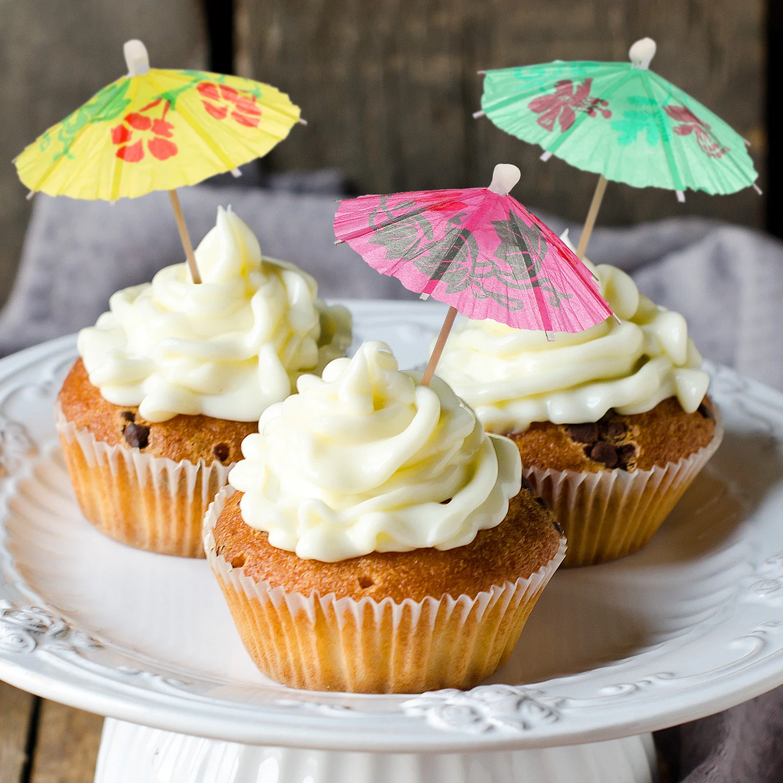 80 قطعة من أعواد الكوكتيل الرائعة من ورق الخيزران الملون للمشروبات المظلات كعكة القبعات العالية ملحقات الحفلات أعياد ميلاد هاواي