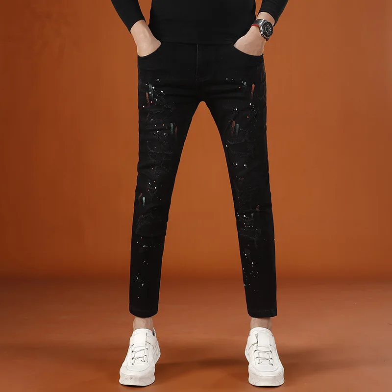 

Уличные красивые мужские брюки, модный принт с краской, повседневная стрейч, маленькие ноги, ностальгические рваные джинсы в стиле ретро.