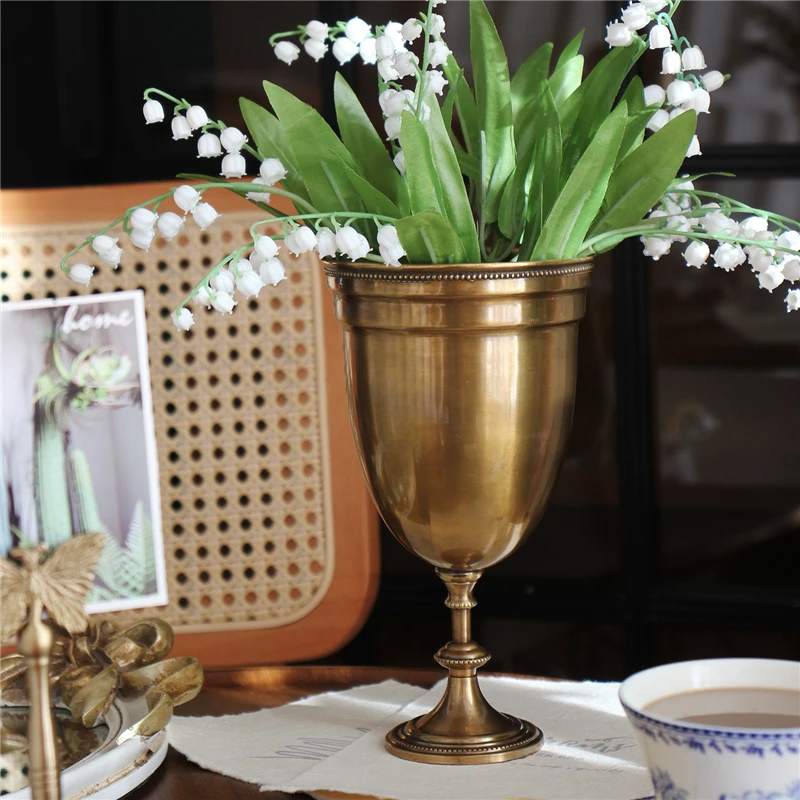 Brass Decorative Flower Vase Gold Cup Styling with High Feet Retro Palace Light Luxury Classical Home Decoration Ornaments Gofts