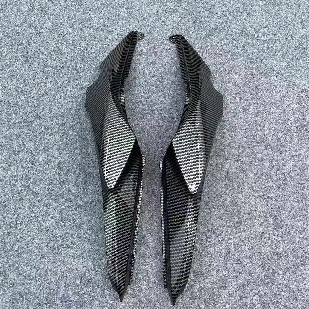 ABS motorcycle fairings are suitable for the carbon fiber paint on the rear side panels of Z650 ZX650 ER6F 17 18 19 20 21 22-24