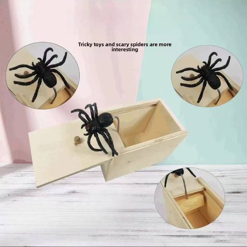 

Wooden Spider Prank Box Funny Toy Surprise Spider Scare Box Gag Joke Trick Toys for Adult Kid April Fool Party Props Prank Gifts