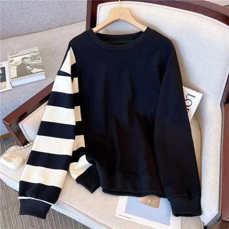 

Design sense stitching striped sweater women's autumn and winter 2024 new loose round neck thin unique casual long-sleeved top