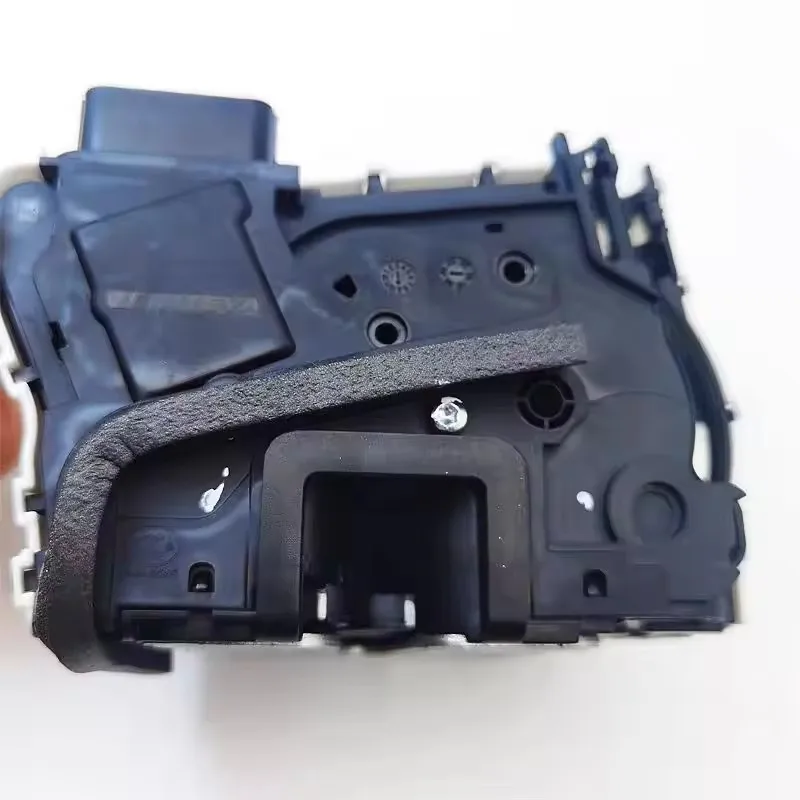 

Высококачественный замок передней двери со стороны водителя SAIC Maxus G50 в сборе/механизм замка задней двери/двигатель центрального замка