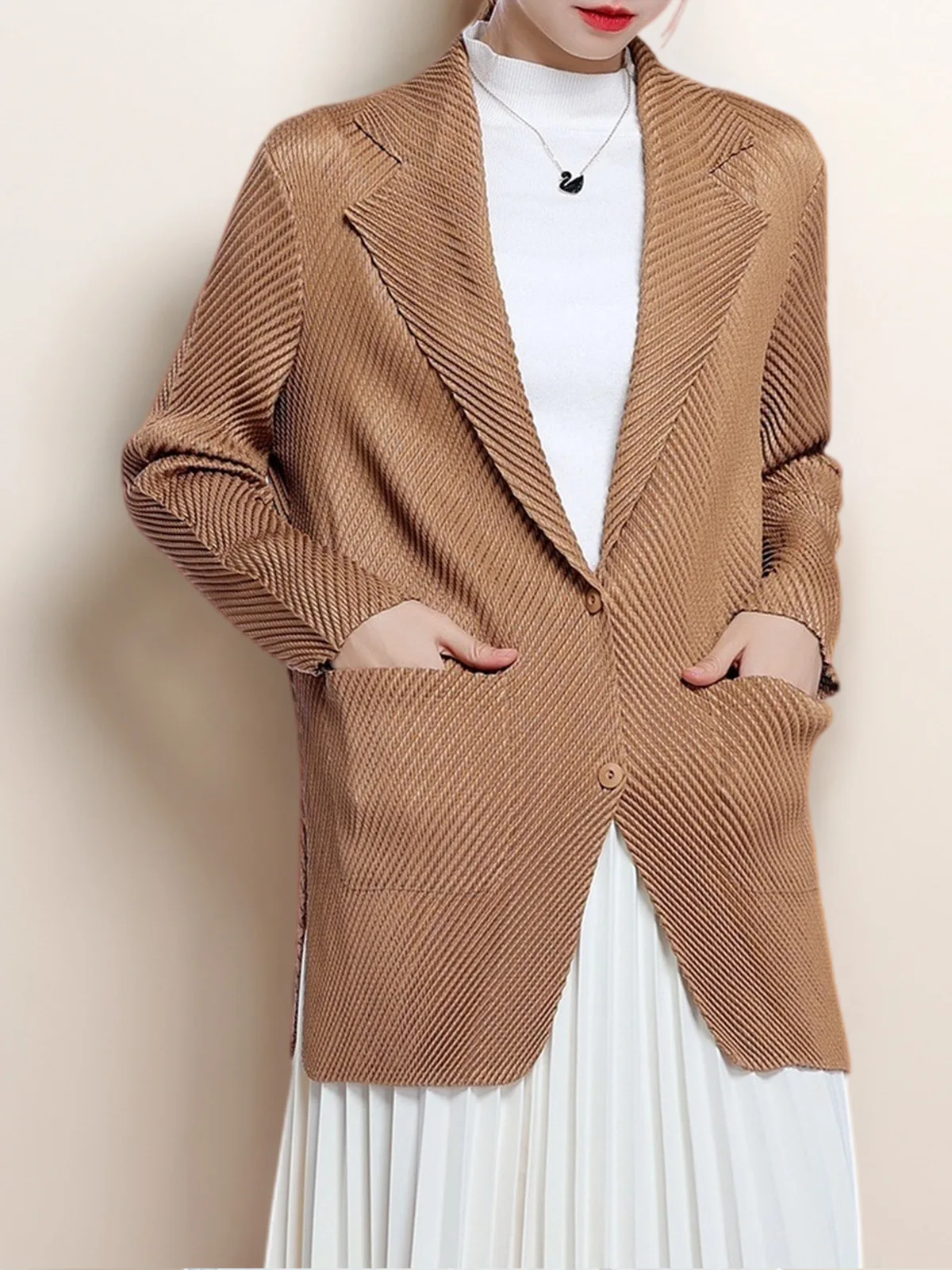High-end professional women's suit jacket, two-button, fish scale pleated, loose, casual, versatile, Miyake cardigan top