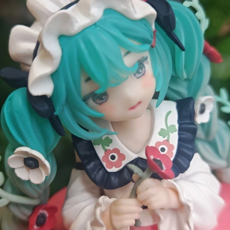 FURYU – bouchon de nouilles Hatsune Miku Original, fée des fleurs MIKU, jouets figurines de dessin animé pour cadeau, modèle d'ornements à collectionner, en Stock