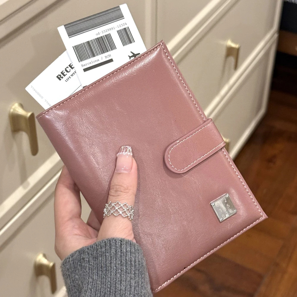 女性のレザーパスポートホルダー財布女性の ID バッグバックルカードホルダー小銭入れ印刷クラッチレザーパスポートホルダー