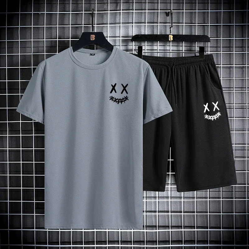 

Мужской модный комплект из 2 предметов: футболка с круглым вырезом и шорты на шнурке, с HD-принтом, для лета, улицы, пляжа, повседневной носки, отпуска, спорта, спортивный костюм