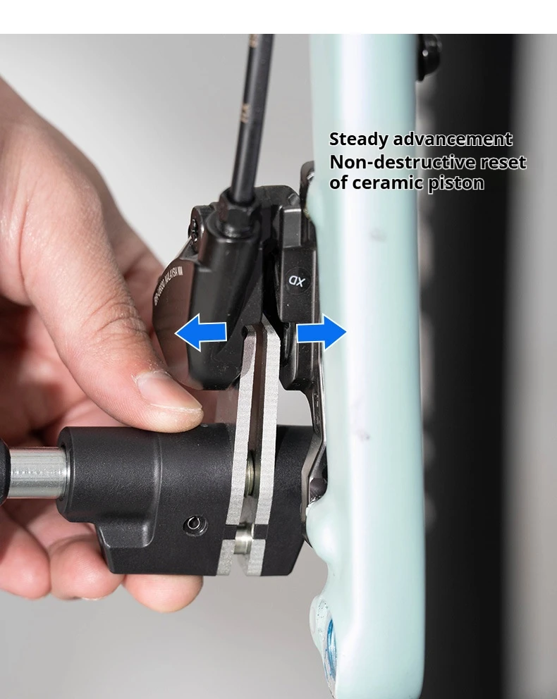 Fahrrad-Bremssattel-Kolbenpresswerkzeug, 360° drehbar, Bremsbelag-Spreizer aus Kohlenstoffstahl für Fahrrad-Ölscheibenbremsen-Kolbenrückstellung – Detail 8
