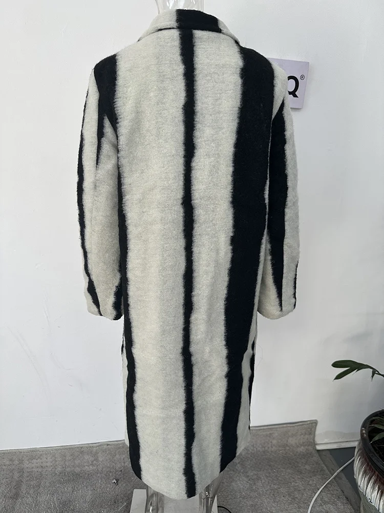 UCXQ Vintage Black White Color Block Striped Thick Warm Woolen Coat Spring Summer Streetwear Y2k Women Outerwear Tide 10AB4686