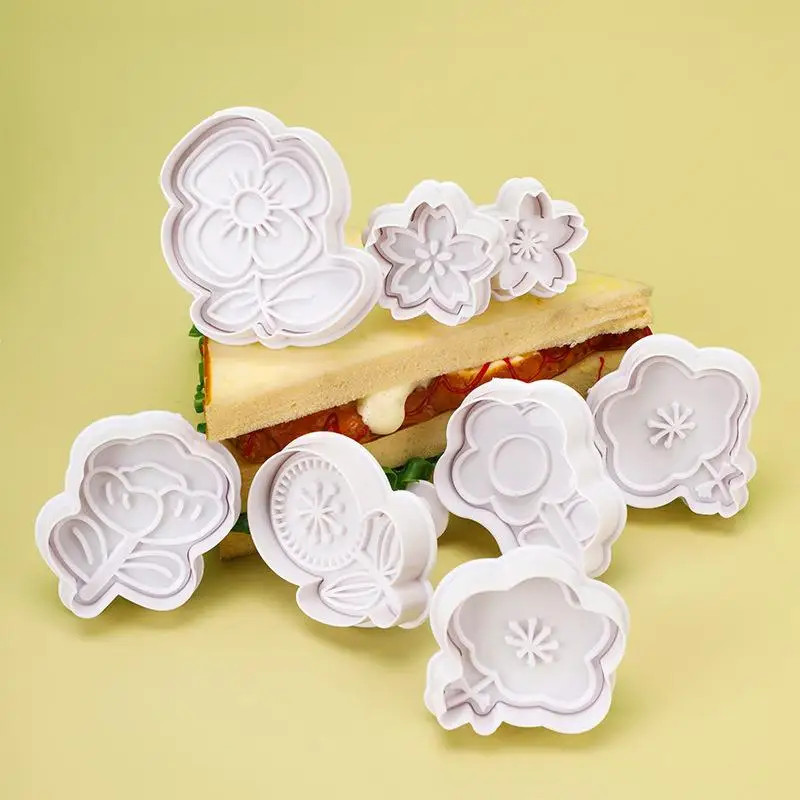 Plastic Biscuit Mold 3D Flower Set of 4Pcs Cookie Cutter DIY Cake Decorating Kitchen Tool for Baking Projects