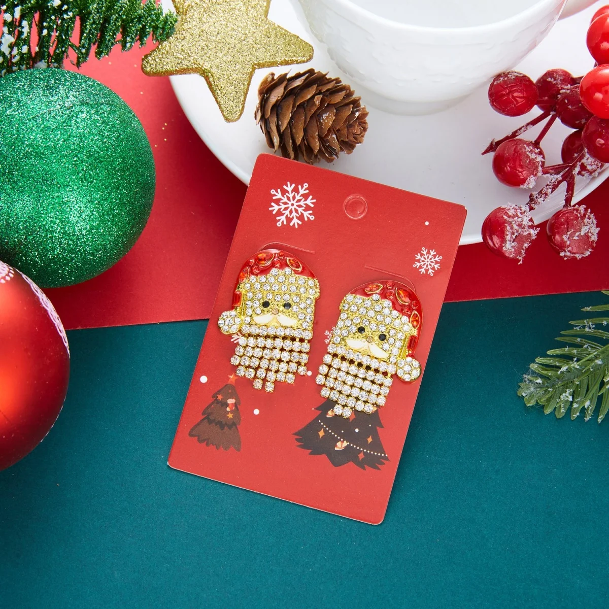 Kreative, niedliche Weihnachtsmann-Ohrstecker mit simuliertem Perlenquastenbart für Frauen, Strass-Weihnachtsmann-Ohrringe, Weihnachtsparty-Schmuck – Detail 27