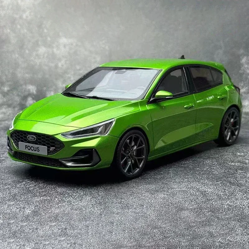 Resin Material 1:18 Scale Ford Focus Mk5 St Phase 2 2022 Simulation Resin Static Car Model Fans Collection Home Decoration