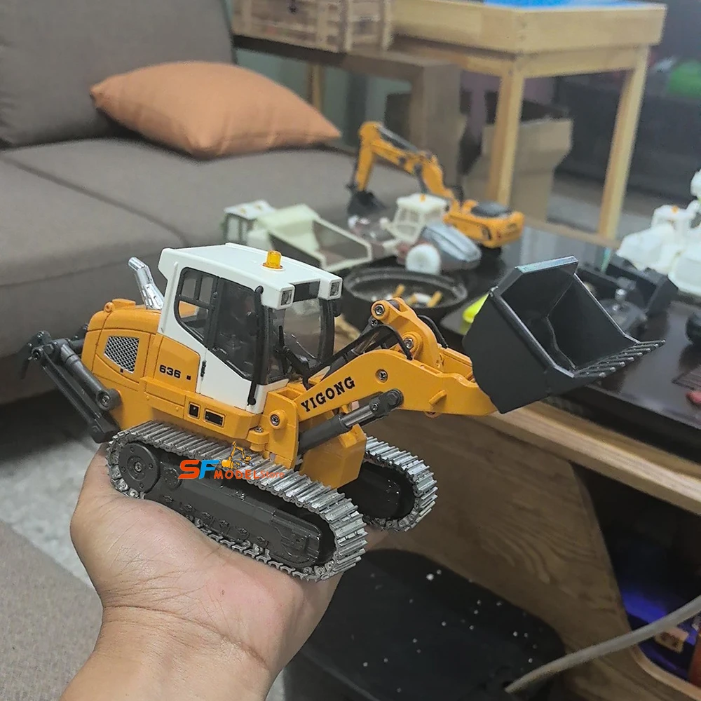 RCミニローダー 1/50 636 RCローダー 電動モデル シミュレーション クローラーローダー デスクトップ リモートコントロールカー 機械 おもちゃ ギフト