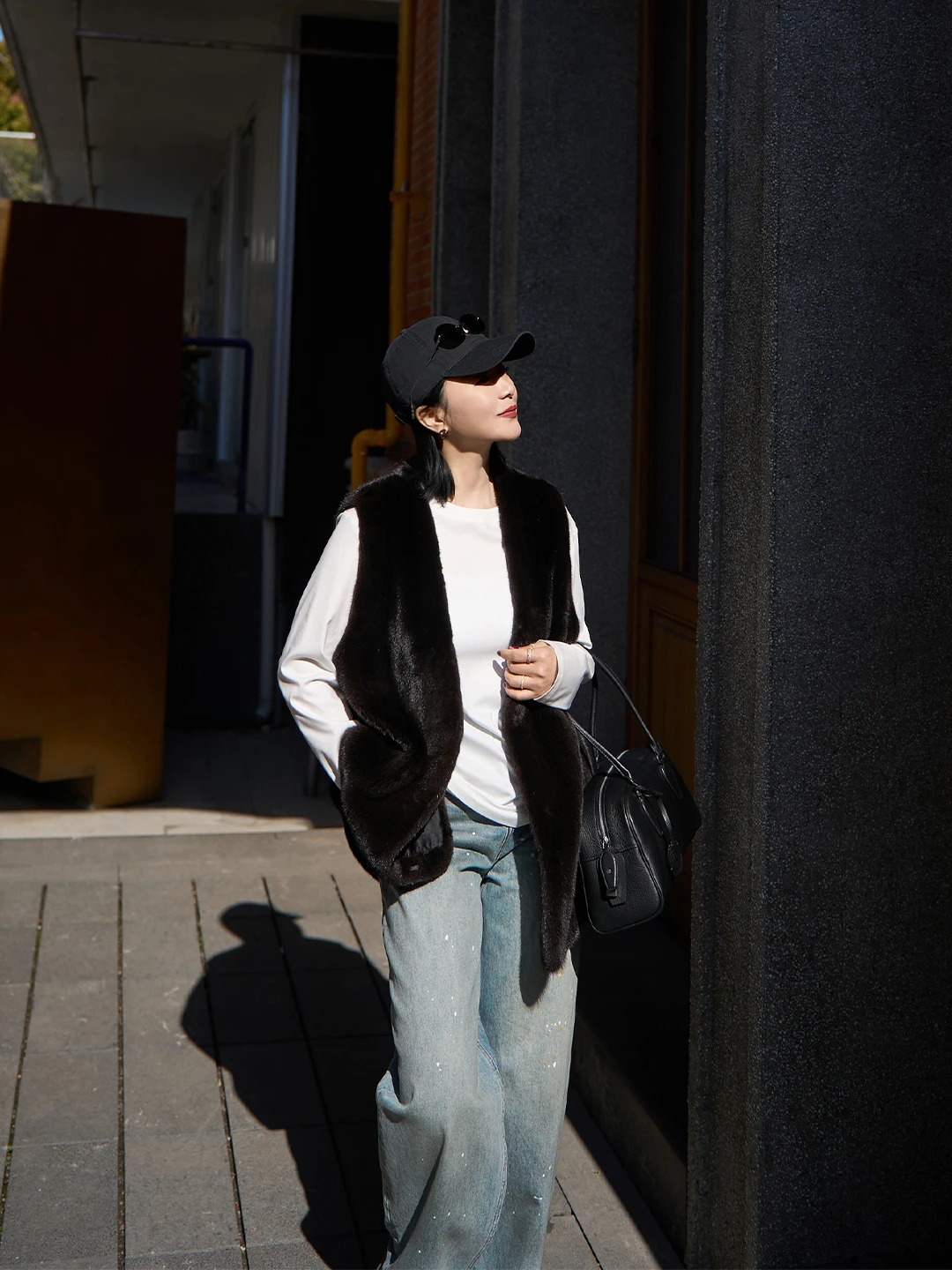 

Tofod Original Color Mink Fur Vest Outerwear Loose Fit Row Style Women's Fashion Breathable Comfortable Warm Alluring Long Coat