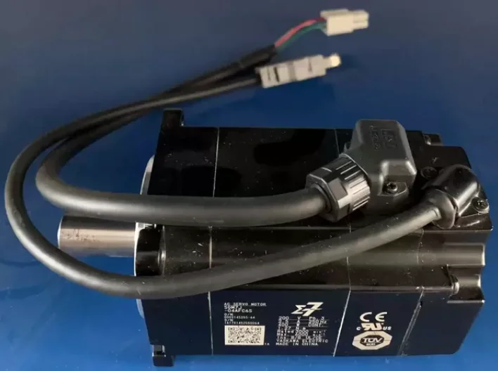 SGM7J-04AFC6S Used Servo Motor SGM7J 04AFC6S，Fast shipping