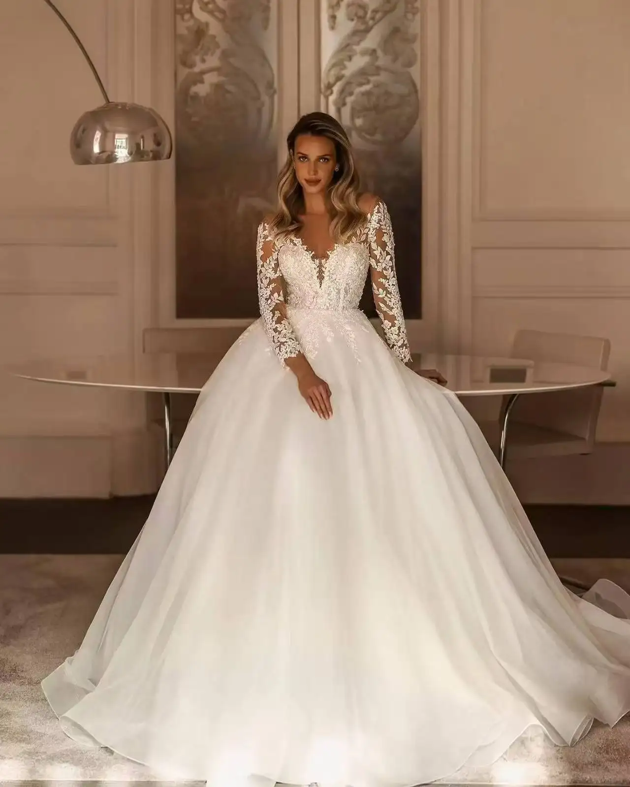 

Flavinke Customized Luxury A-Line Wedding Dresses Women Sequins Appliques Bridal Gown O-Neck Long Sleeves Sweep Train Vestido