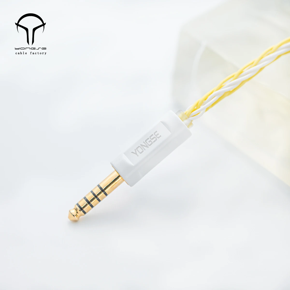 YONGSE Daisy 6N High Quality 8 Strands Silver Plated Single Crystal Copper Earphone cable
