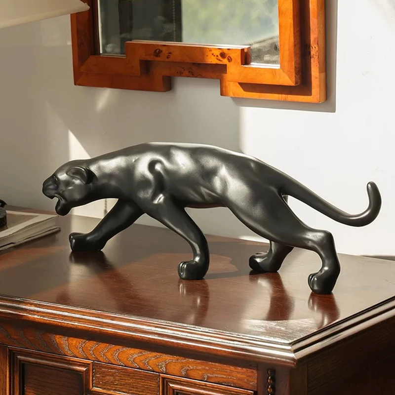 Leopard Sculpture Ornament,Cheetah Statue,Creative Artwork,Crafts Office Desktop Decoration,Nordic Room Decor,Luxury Art Gifts