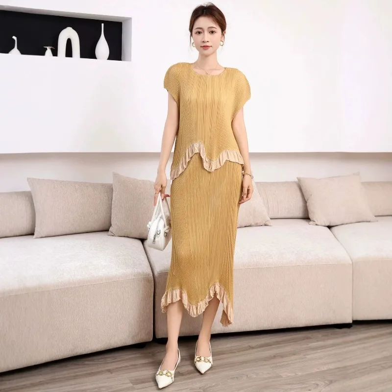 

Miyake Pleated Skirt Set 2026 Summer New High-end Pleats Patchwork Ruffle Set Women Loose Plus Size Elegant Stylish Commuter Set