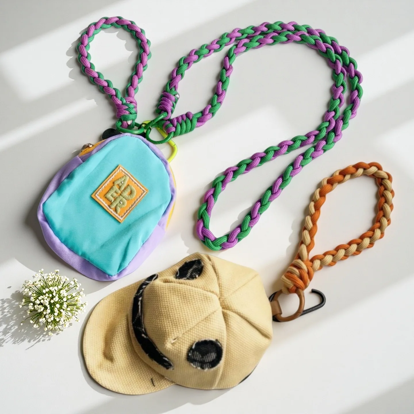 

Красочный маленький рюкзак с художественным радужным граффити, подходящий для чехла для телефона IPhone 15, Pro Max, Apple 14 и других нишевых мягких чехлов