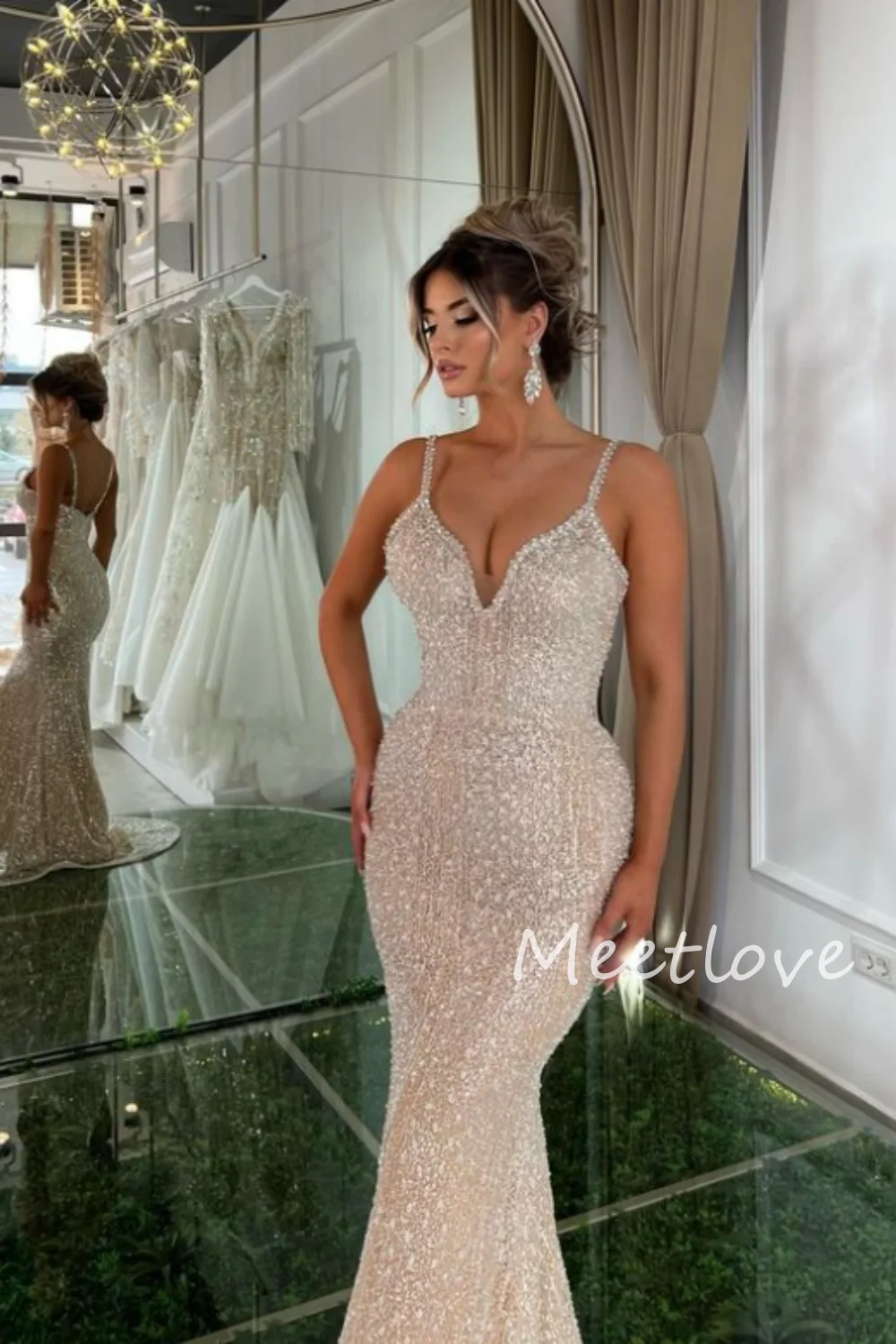 Meetlove 2024 ที่กําหนดเอง Mermaid V สายรัดคอแขนกุดลูกปัดความยาวชั้นพรหมชุดปาร์ตี้