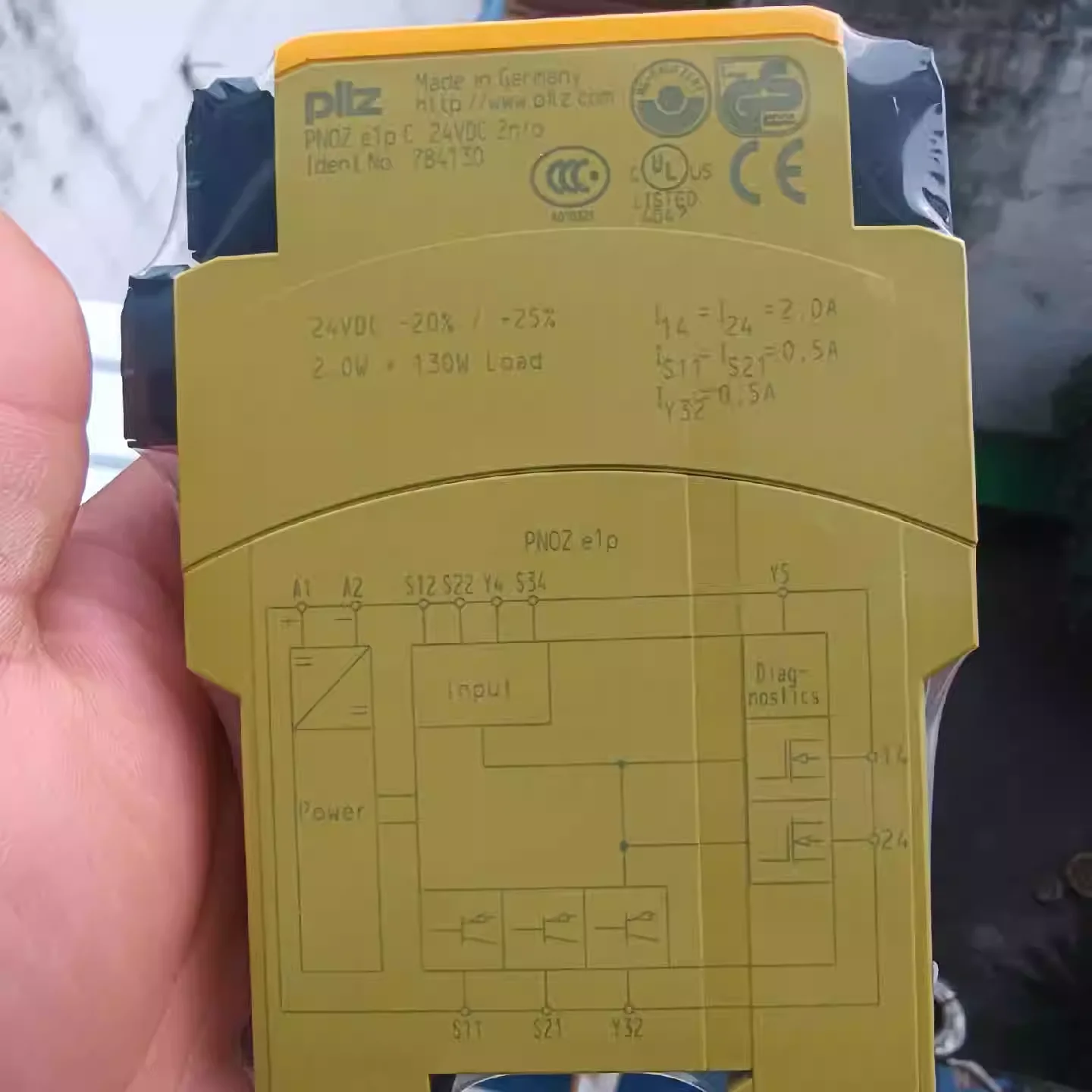 

Free Shipping PNOZ E1p 784130 E1.1p 774133 PILZ Safety Relay Module Original New Hot Sale