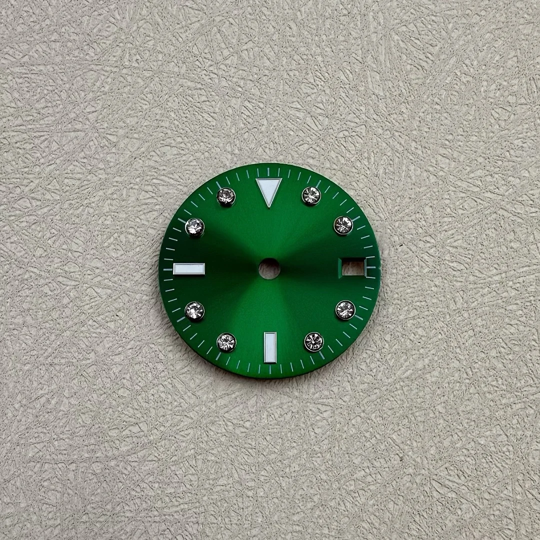 28.5mm water ghost diamond dial modified sun pattern to fit NH35/36 movement green luminous