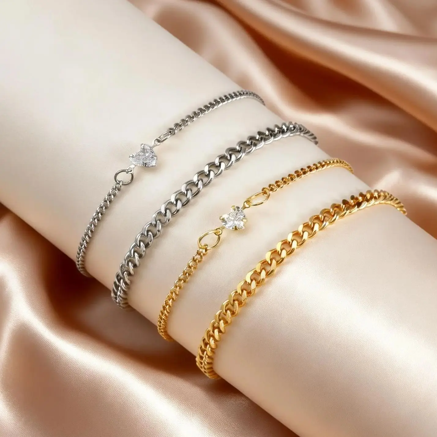 2-teiliges Einfaches Edelstahl-Armband-Set für Damen und Herren, Zirkon-Herz-Anhänger Paar-Armbänder, Modeschmuck als Liebhaber-Geschenk