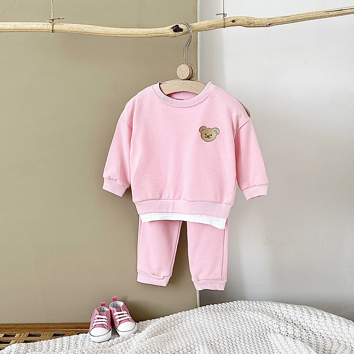 

Autumn Newborn Baby Boys Girls Clothes Sets Long Sleeve Little Cute Bear top+Solid Color Pant Comfort Leisure Suit