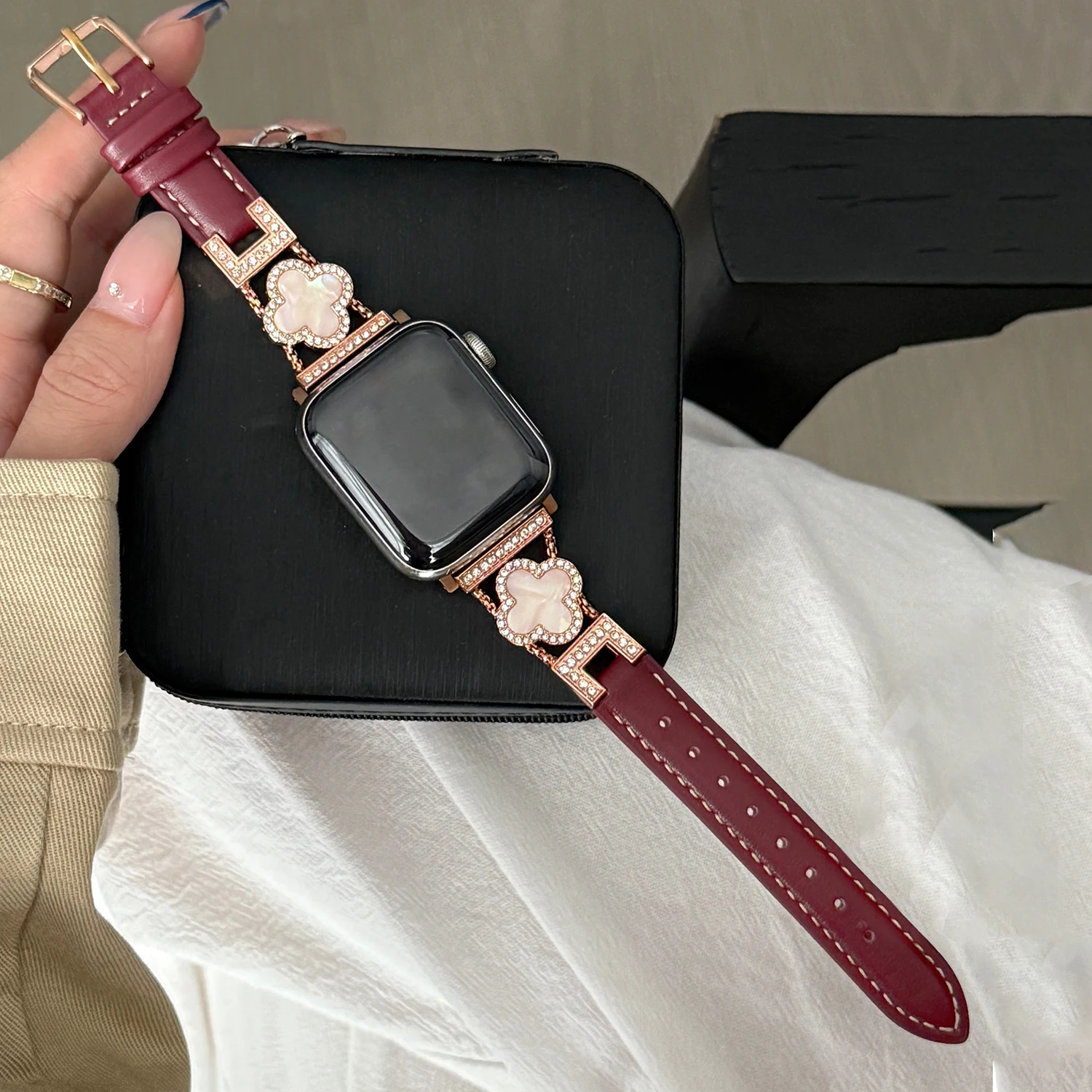 

Three rows full diamond strap for Apple Watch 49mm Ultra 38-45mm 987-1 SE Stylish for Iwatch models high-end all-in-one strap