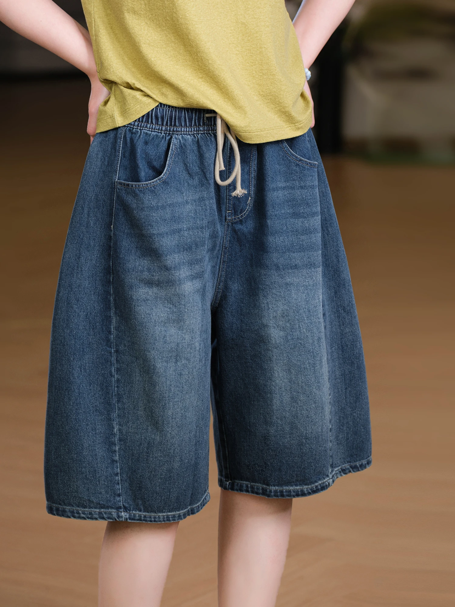 

Heavyweight Cotton Denim Shorts Elastic Waist Five Inches Long Stitched Loose Fit Women's Summer Jeans by XiaoEr Production