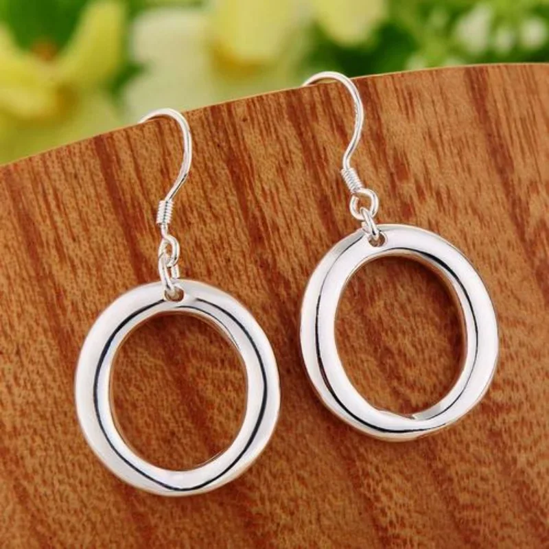 

Hot High Quality 925 Sterling Silver Charms Circle Earrings For Women Fashion Designer Jewelry Party Wedding Accessories Gifts