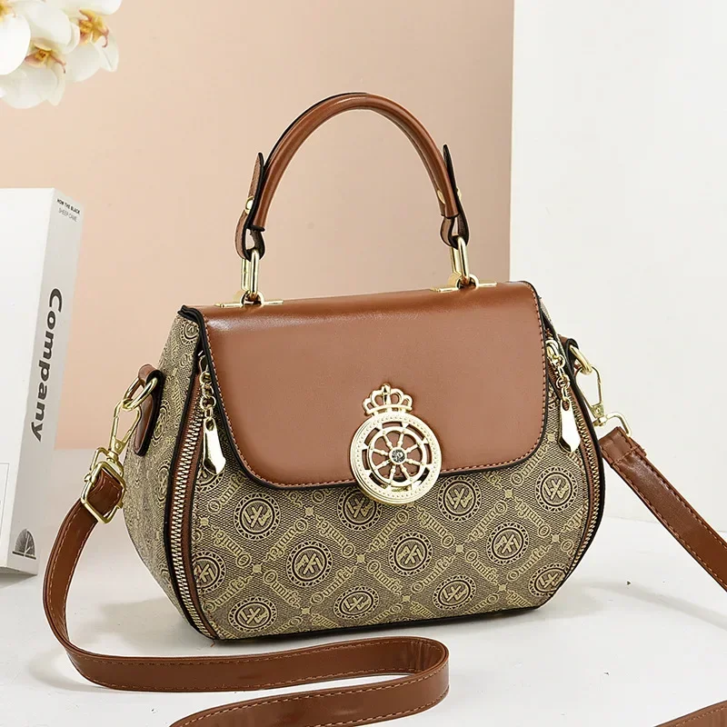 حقيبة يد نسائية كلاسيكية ريترو حقيبة كتف عصرية متعددة الاستخدامات ذات سعة كبيرة حقيبة كروس كاجوال للتنقل حقيبة حمل كاجوال