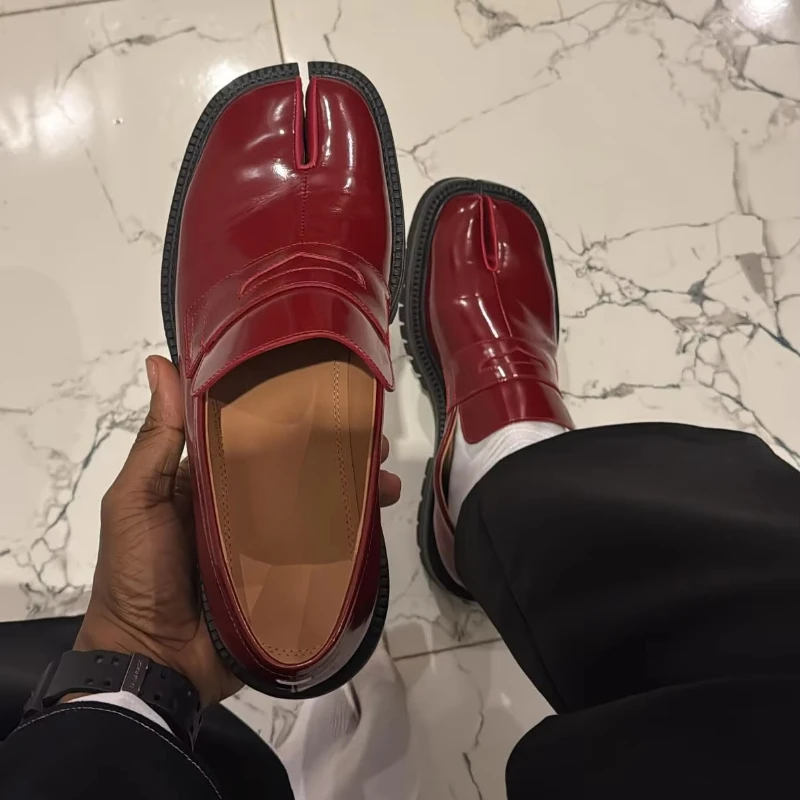 

Burgundy Leather Men's Loafers Plus Size Tabi Men Italian Shoes Men Leather Original Casual Fashion Split Toe Thick Sole Women